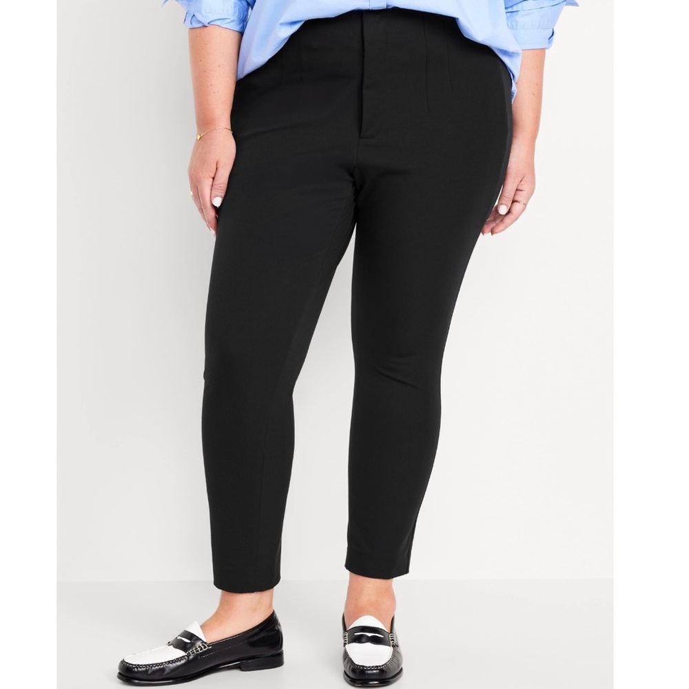 Old Navy Extra High-Rise Polished Pixie Skinny Secret-Smooth Pockets Black 20